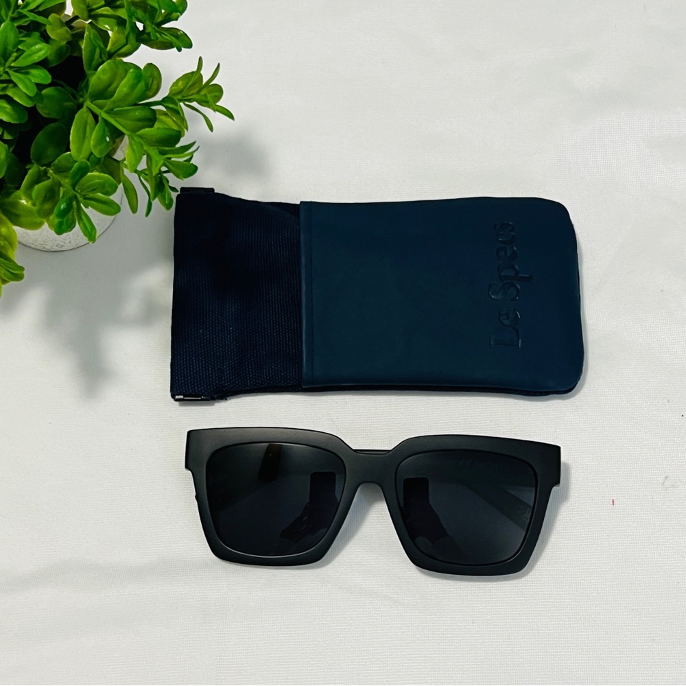 Le Specs Black Sunglasses